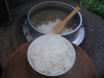 かまどで炊いたご飯