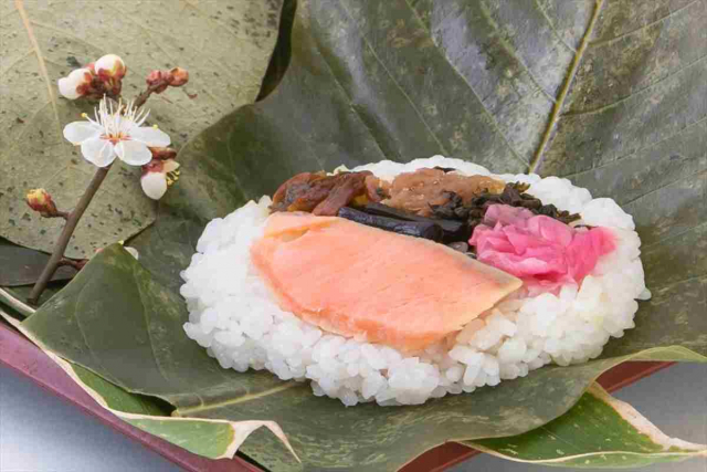 朴葉寿司12枚セット送料込み価格